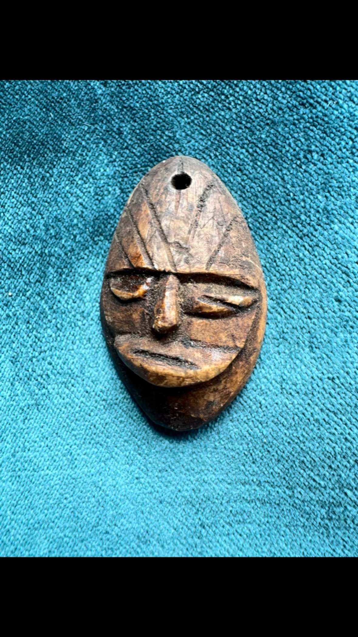A friend and colleague passed away earlier this year. A very gentle man who was also a friend of my late father’s.  I was recently gifted this beautiful package of trinkets, just some of the magic he left behind…
.
.
.
.
.
#flotsam_fables